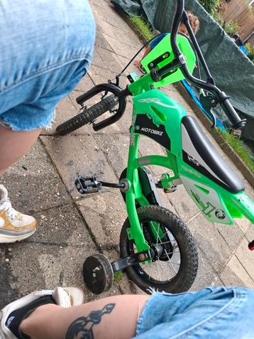 Te koop nieuwe motobike fiets 12 insh nieuw beschikbaar voor biedingen
