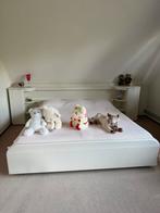 2-persoons bed met achterwand en kaptafel, Huis en Inrichting, Ophalen, Zo goed als nieuw, Tweepersoons, Modern