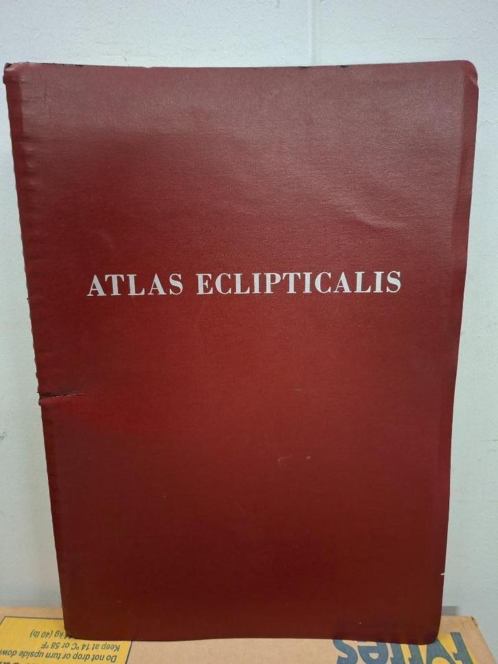 Atlas Eclipticalis 1950, Boeken, Atlassen en Landkaarten, Gelezen, Overige atlassen, Wereld, 1800 tot 2000, Ophalen