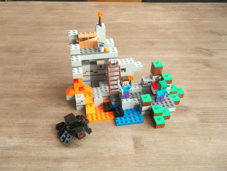 lego minecraft 21113 the cave (2014), Kinderen en Baby's, Speelgoed | Duplo en Lego, Gebruikt, Lego, Complete set, Ophalen of Verzenden