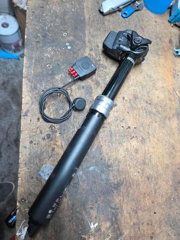 RockShox Reverb AXS 31.6mm 100mm + Blipbox bediening beschikbaar voor biedingen