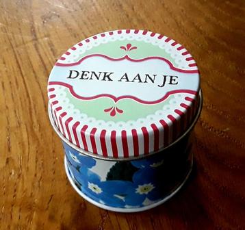 Blikje met kaarsje erin en tekst: denk aan je (nieuw)  beschikbaar voor biedingen
