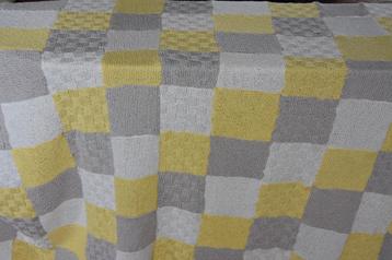 Retro geblokte brocante sprei beschikbaar voor biedingen