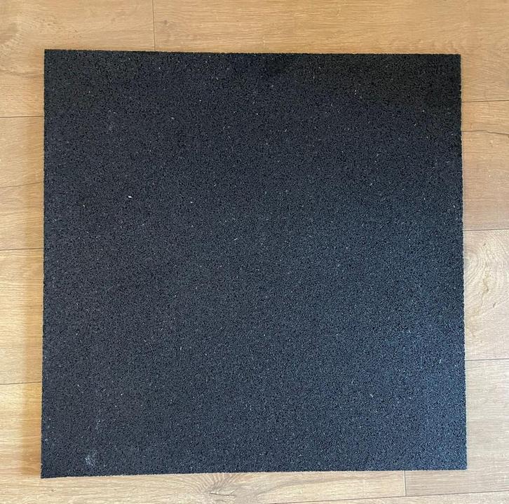 Anti trillingsmat, Witgoed en Apparatuur, Wasmachines, Zo goed als nieuw, Voorlader, Minder dan 85 cm, 1200 tot 1600 toeren, Energieklasse A of zuiniger