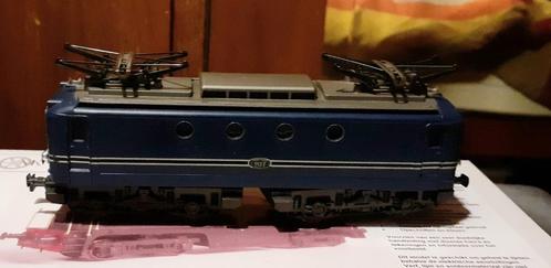 NS 1100 Rivarossi, Hobby en Vrije tijd, Modeltreinen | H0, Gebruikt, Locomotief, Gelijkstroom, Overige merken, NS, Ophalen of Verzenden