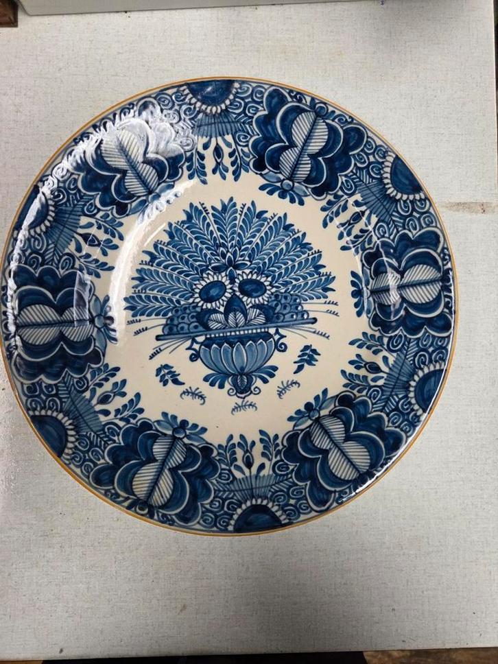 Delfts Blauw Bord antiek met Bloemmotief, Antiek en Kunst, Antiek | Wandborden en Tegels, Ophalen of Verzenden