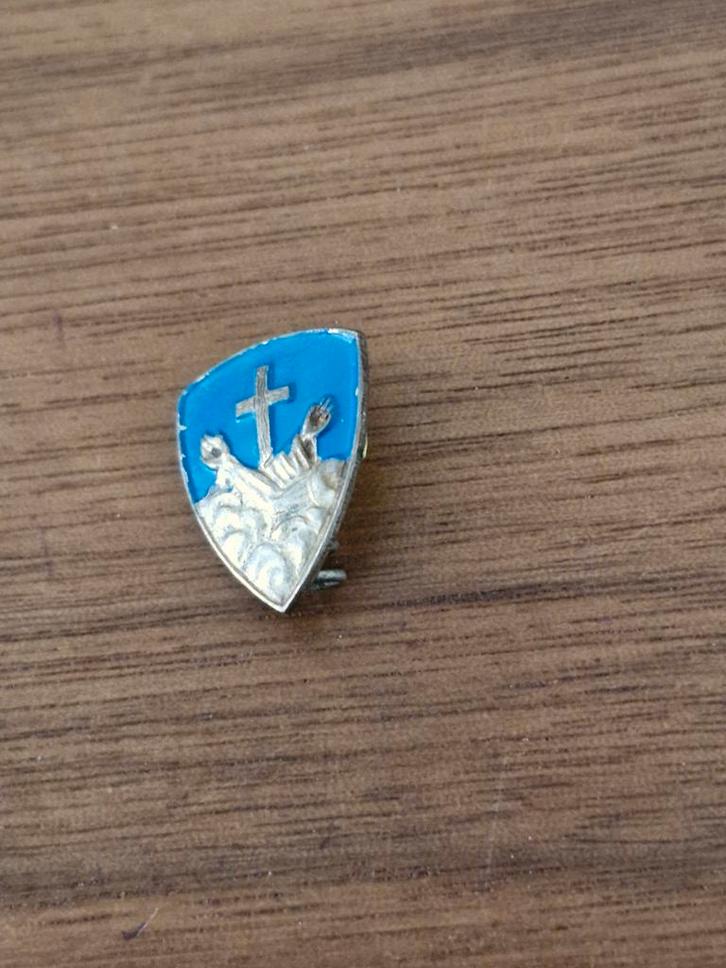R 068 Vintage Christelijke Votiefspeld 3e Reguliete Orde Sin, Verzamelen, Speldjes, Pins en Buttons, Ophalen of Verzenden