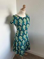 King Louie maat L groene bloemen jurk 441, Kleding | Dames, Maat 42/44 (L), Ophalen of Verzenden, Zo goed als nieuw, Knielengte