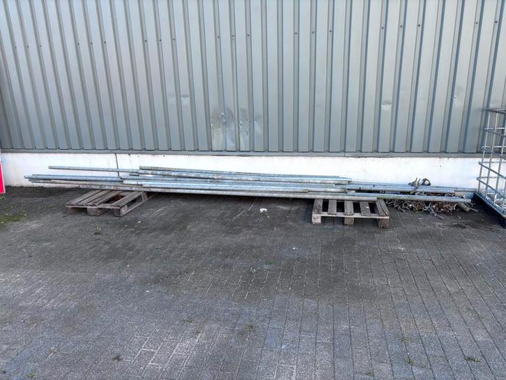 Stijgerbuizen en klemmen te koop, Doe-het-zelf en Verbouw, Steigers, Gebruikt, Overige typen, 2 tot 5 meter, Ophalen