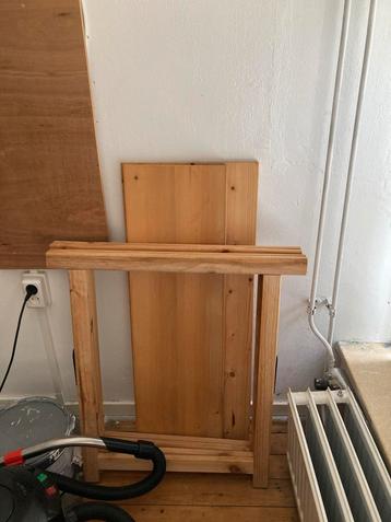 Houten tafelblad / knutseltafel beschikbaar voor biedingen