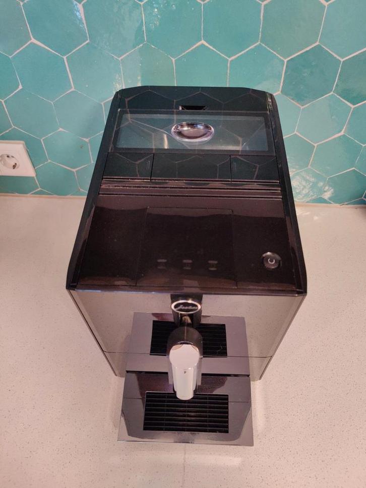 Jura A1 Piano black, Witgoed en Apparatuur, Koffiezetapparaten, Gebruikt, Koffiebonen, Espresso apparaat, 1 kopje, Afneembaar waterreservoir