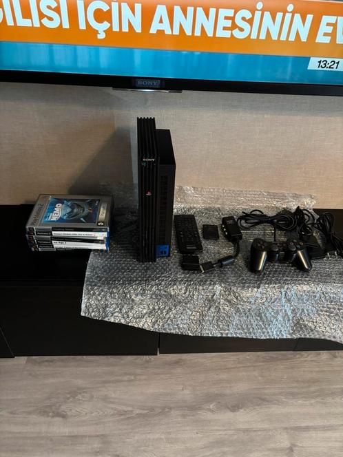 Playstation2+6spellen+afstanbediningdvd+controller, Spelcomputers en Games, Spelcomputers | Sony PlayStation 2, Zo goed als nieuw