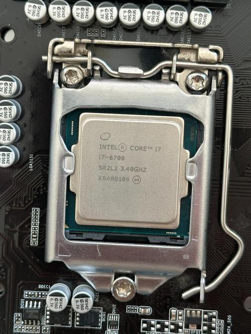 CPU Intel i7-6700, Computers en Software, Processors, Zo goed als nieuw, 4-core, 3 tot 4 Ghz, Ophalen of Verzenden