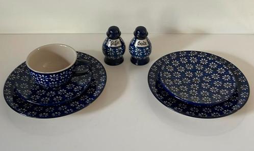 Bunzlau GKN set Margerite, Huis en Inrichting, Keuken | Servies, Zo goed als nieuw, Overige stijlen, Aardewerk, Ophalen of Verzenden