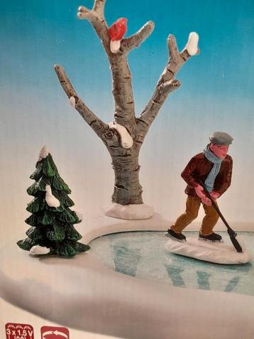 Lemax kerstdorp ijsbaan   beschikbaar voor biedingen