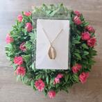 Goudkleurige rvs ketting. 'Schelpje', Ophalen of Verzenden, Zo goed als nieuw