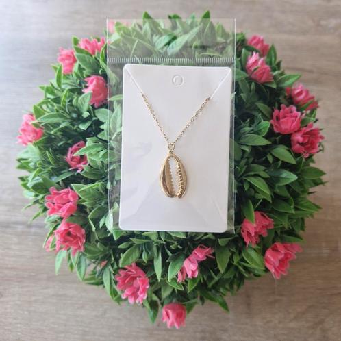 Goudkleurige rvs ketting. 'Schelpje', Huis en Inrichting, Woonaccessoires | Kransen, Zo goed als nieuw, Ophalen of Verzenden