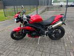 Triumph Speed Triple 1050 - 2011, Motoren, Motoren | Triumph, Motorrijbewijs A, 3 cilinders, Particulier, 1050 cc