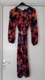 MULTI COLOR MAXI JURK MET ELASTISCHE BIJPASSENDE RIEM MAAT M, Overige kleuren, Nieuw, Ophalen of Verzenden, Onder de knie