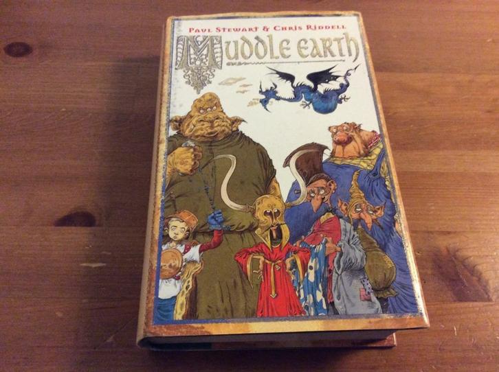 Muddle Earth. van de schrijvers van the Edge Chronicles., Boeken, Kinderboeken | Jeugd | 10 tot 12 jaar, Fictie, Ophalen of Verzenden
