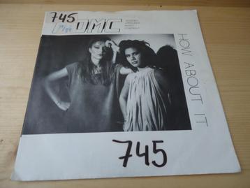 7" Single MDMC - How About It + (Electro Mix) beschikbaar voor biedingen