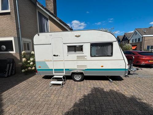Chateau nette staat 1998voortent,erker en luifel, Caravans en Kamperen, Caravans, Bedrijf, tot en met 4, 750 - 1000 kg, Standaardzit