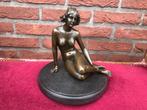 elegant zittend naakt, brons en marmer, Antiek en Kunst, Kunst | Beelden en Houtsnijwerken, Ophalen of Verzenden