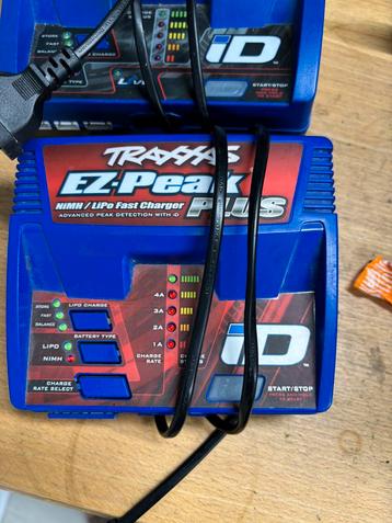 2 x traxxas lader 1x live 1x plus beschikbaar voor biedingen