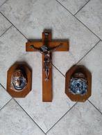 Kruisbeeld met hoofden, Verzamelen, Ophalen of Verzenden