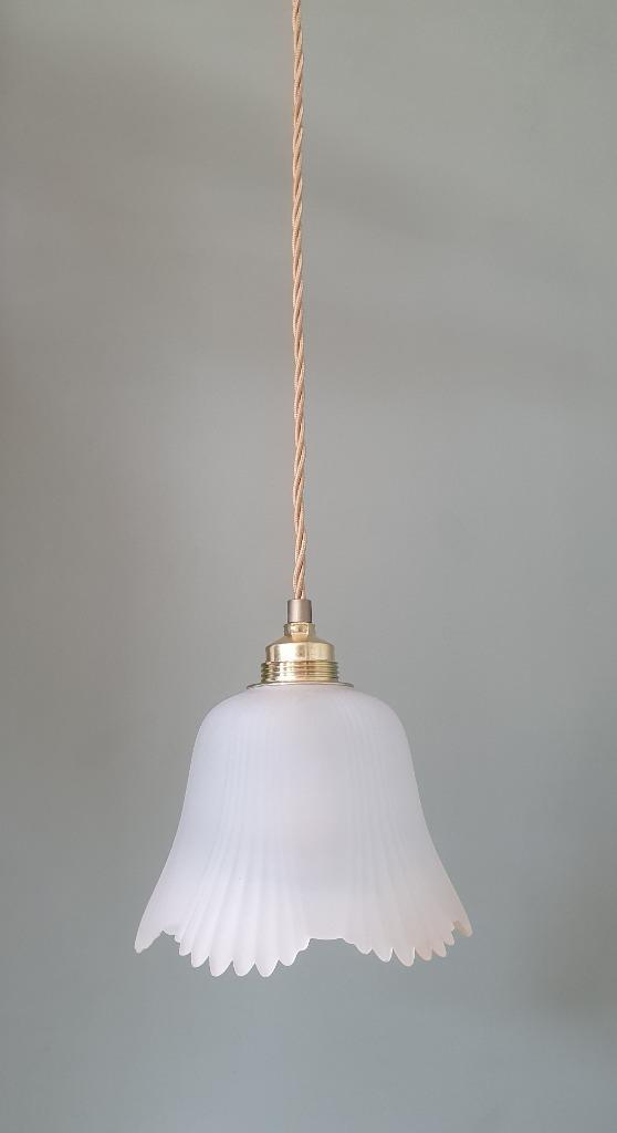 Vintage Florale hanglamp - frosted glas - jaren 40-50., Huis en Inrichting, Lampen | Hanglampen, Zo goed als nieuw, Minder dan 50 cm