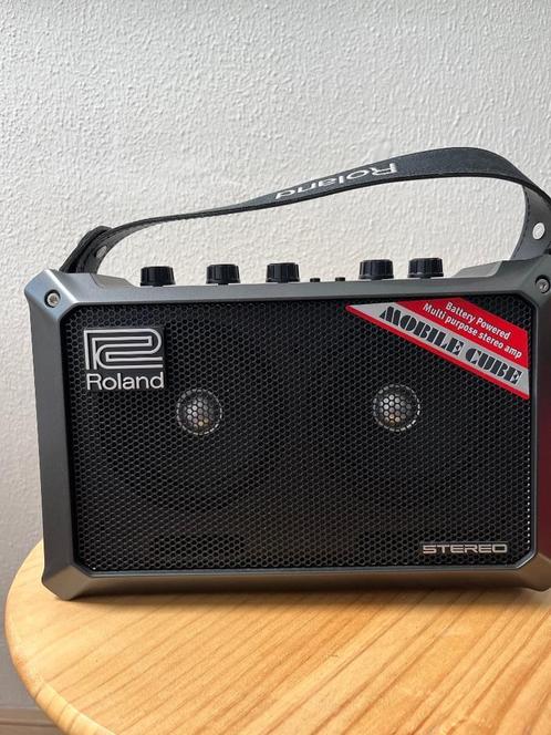roland mobile versterker, Muziek en Instrumenten, Versterkers | Keyboard, Monitor en PA, Zo goed als nieuw, Overige typen, Minder dan 500 watt