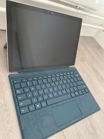Microsoft Surface Pro 5 - i5 - 4GB Ram - 128GB SSD beschikbaar voor biedingen