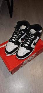 Nike dunk, Ophalen of Verzenden, Zo goed als nieuw