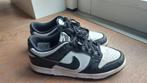 Nike low dunk panda, Kleding | Dames, Schoenen, Ophalen of Verzenden, Gedragen, Sneakers of Gympen