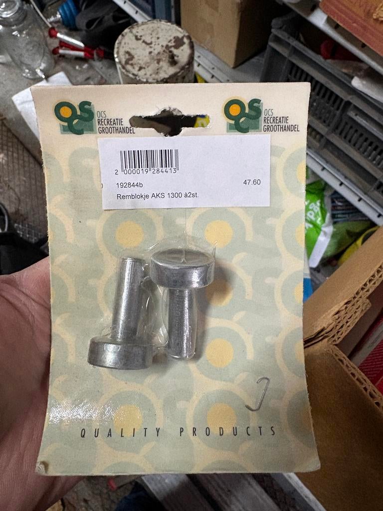 Remblokje AKS 1300 à 2st antislinger schoentjes, Caravans en Kamperen, Caravan accessoires, Verzenden, Nieuw