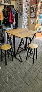 Inklapbare bartafel met 4 bar krukken - ruimtebesparend, Ophalen