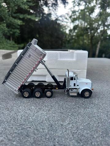 Peterbilt 379 met East Genesis kipper – 1:50 Sword Models beschikbaar voor biedingen