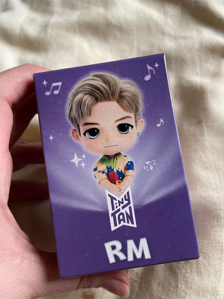 BTS TinyTAN Figuur - RM, Verzamelen, Poppetjes en Figuurtjes, Nieuw, Ophalen of Verzenden