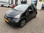Toyota Aygo 1.0-12V / APK / NAP / AIRCO / 5DRS / ELEK RAMEN, Voorwielaandrijving, Gebruikt, 4 stoelen, Bedrijf