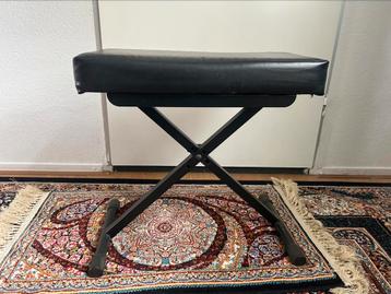 Keyboard Kruk. beschikbaar voor biedingen