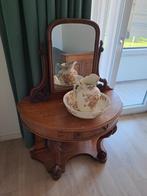 antieken kasten en kaptafel met lampet, Antiek en Kunst, Antiek | Meubels | Kasten, Ophalen