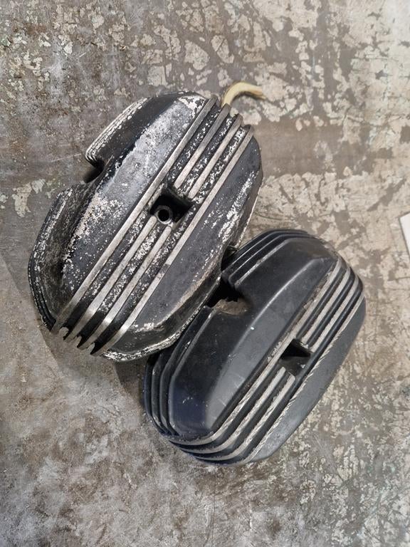 BMW kleppendeksel 2x nette staat, Motoren, Onderdelen | BMW, Ophalen of Verzenden
