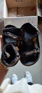 Kindersandalen maat 26, Ophalen, Gebruikt
