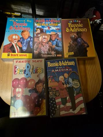 5 VHS Banden Bassie & Adriaan - Jeugdsentiment beschikbaar voor biedingen