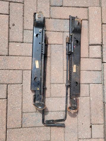 Stoelrails pas gemaakt voor een Honda CRX racestoel beschikbaar voor biedingen