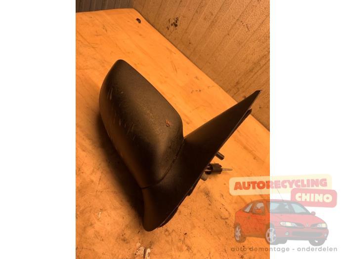 Buitenspiegel rechts van een Ford Fiesta, Ophalen, Gebruikt, -, -
