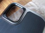 Nr.99: IPhonehoesje IPhone 11 van Spigen zwart Nieuw, Ophalen of Verzenden, Nieuw, IPhone 11, Frontje of Cover