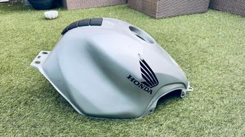 Honda Cbr 600 f tank. beschikbaar voor biedingen