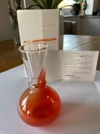oranje vaasje Juliana 100, Antiek en Kunst, Antiek | Glas en Kristal, Ophalen
