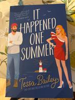 It Happened One Summer - Tessa Bailey, Boeken, Ophalen of Verzenden, Zo goed als nieuw, Nederland